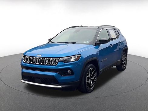 Used 2025 Jeep Compass Limited AWD/4WD image 5