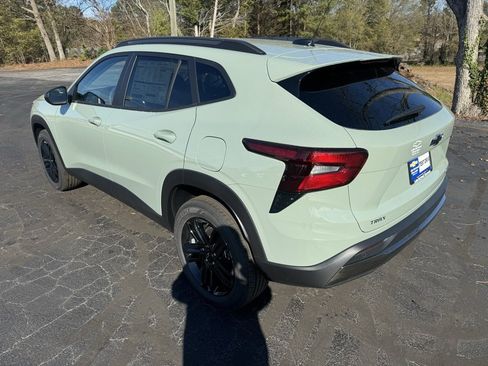New 2026 Chevrolet Trax ACTIV w/ Sunroof Package image 3