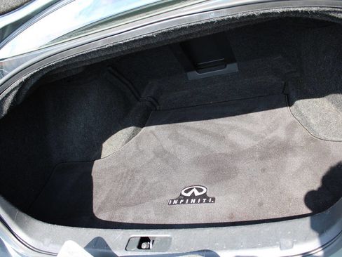 Used 2011 INFINITI M37 x w/ Deluxe Touring Pkg image 37