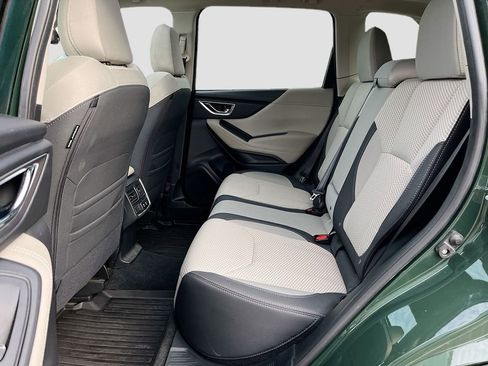 Used 2024 Subaru Forester Premium image 23