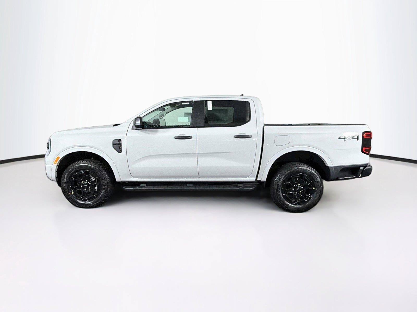 New 2026 Ford Ranger XLT w/ Equipment Group 301A High AWD/4WD image 8