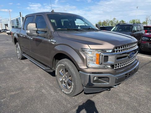 Used 2020 Ford F150 XLT w/ Equipment Group 302A Luxury image 2