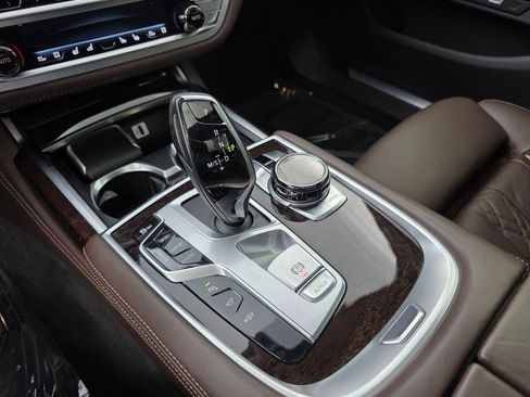 Used 2016 BMW 740i RWD image 24