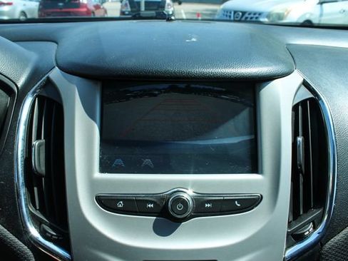 Used 2016 Chevrolet Cruze LS FWD image 20