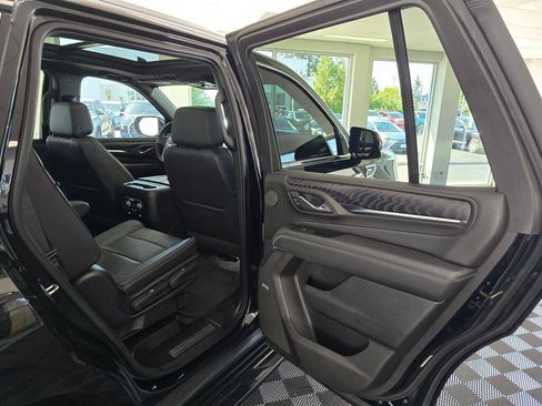 Used 2022 GMC Yukon Denali AWD/4WD image 42