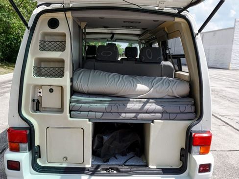 Used 2000 Volkswagen Eurovan Camper FWD image 48