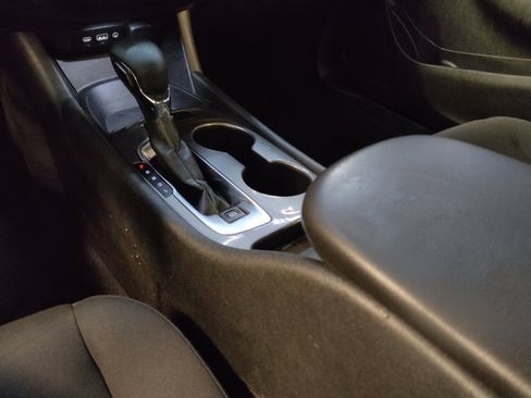Used 2023 Chevrolet Malibu LS FWD image 26