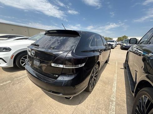 Used 2014 Toyota Venza LE FWD image 6