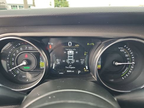 Used 2023 Jeep Wrangler Unlimited w/ Cold Weather Group image 18