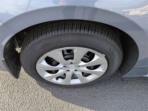 Used 2025 Toyota Corolla LE image 8