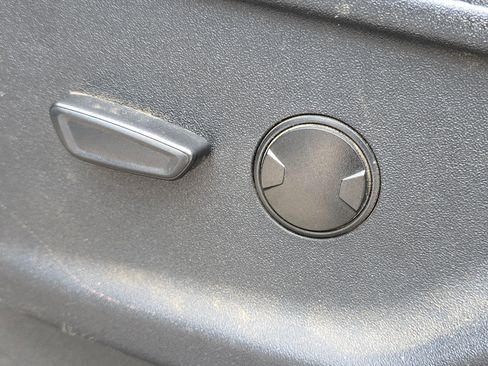 Certified 2023 Ford F250 XLT w/ FX4 Off-Road Package image 11