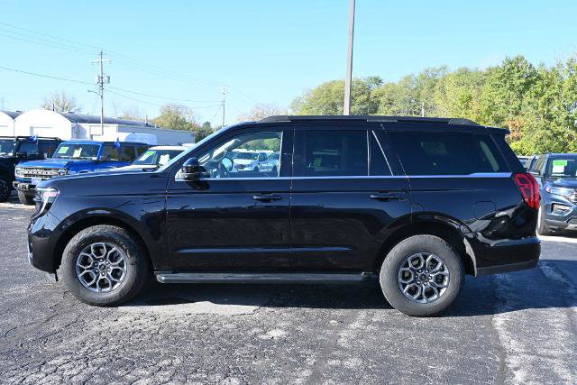 Certified 2025 Ford Expedition Active AWD/4WD image 4