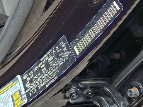 Used 2018 Kia Forte LX w/ LX Rear Camera Package FWD image 29