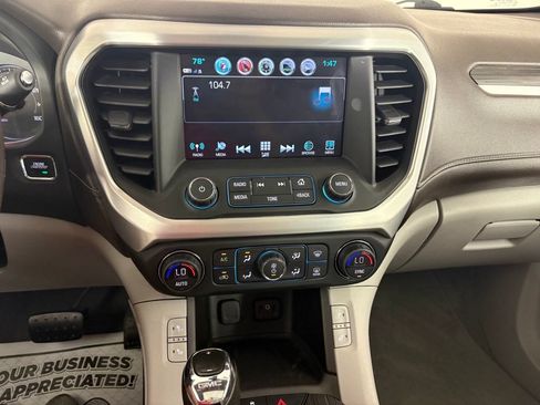 Used 2019 GMC Acadia SLT FWD image 24