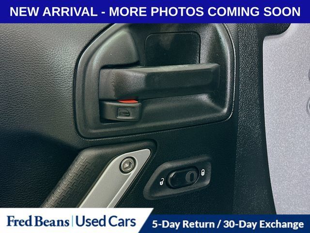 Used 2018 Jeep Wrangler Unlimited Rubicon w/ Cold Weather Group AWD/4WD image 23