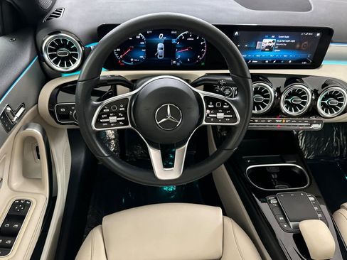 Used 2022 Mercedes-Benz A 220 image 14