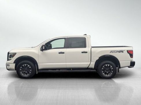 Used 2022 Nissan Titan PRO-4X w/ Pro-4x Convenience Package image 7