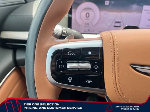 Used 2025 Genesis GV80 3.5T Prestige AWD/4WD image 17