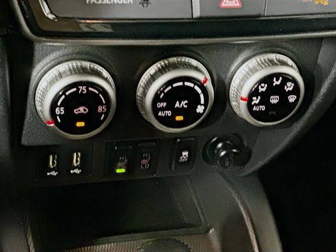 Used 2021 Mitsubishi Outlander Sport SE FWD image 23