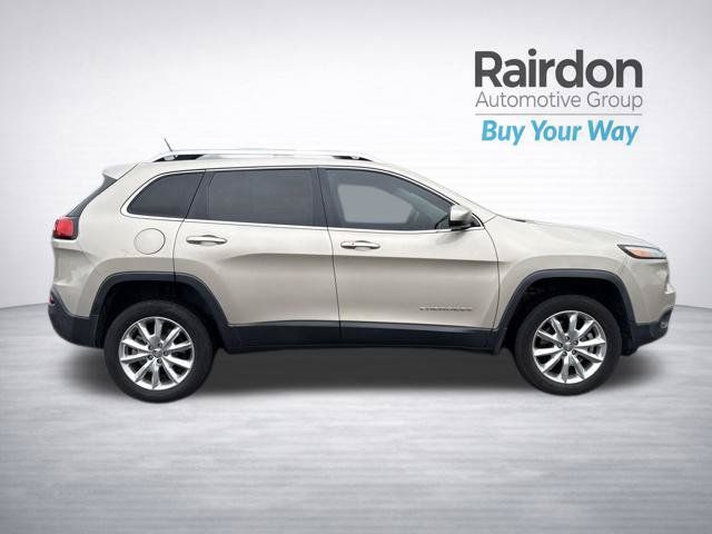 Used 2014 Jeep Cherokee Limited w/ Luxury Group AWD/4WD image 9