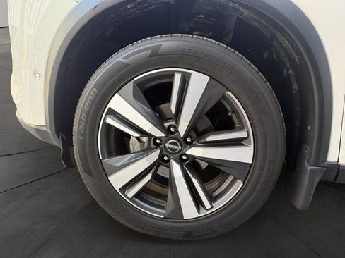 Used 2023 Nissan Rogue SL w/ SL Premium Package AWD/4WD image 9