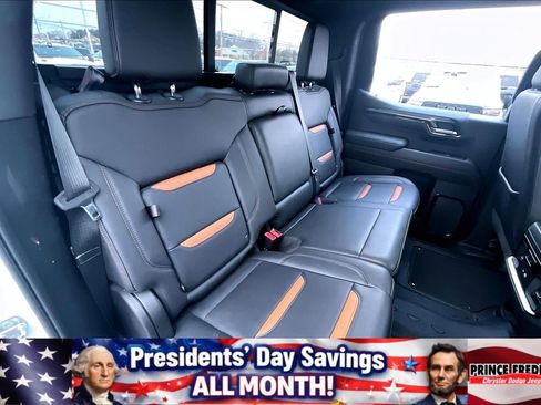 Used 2022 GMC Sierra 1500 AT4 w/ AT4 Premium Package image 22
