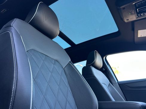 New 2026 Volkswagen Atlas Cross Sport SEL Premium R-Line image 17