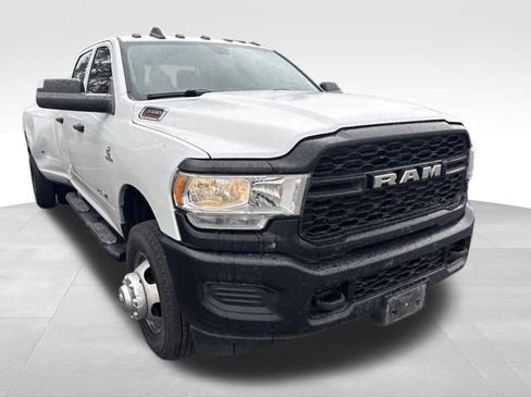 Used 2019 RAM 3500 Tradesman AWD/4WD image 8