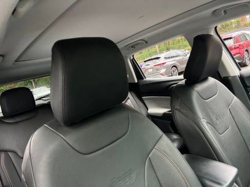 Used 2022 Jeep Compass Latitude w/ Sun and Sound Group image 31