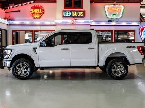 Used 2021 Ford F150 XLT w/ Equipment Group 301A Mid image 12