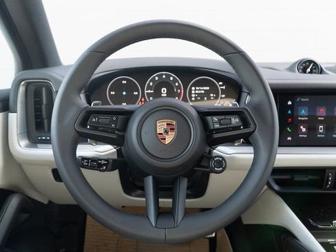New 2026 Porsche Cayenne S image 23