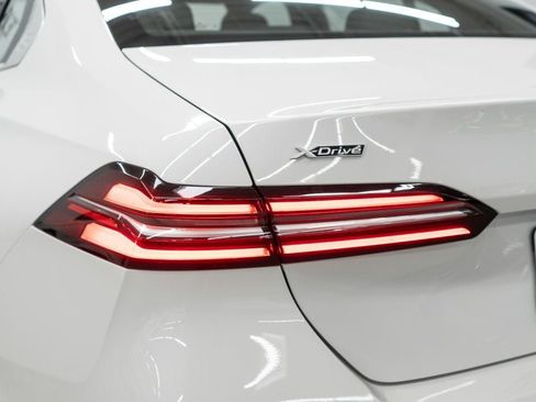 Used 2026 BMW 530i xDrive AWD/4WD image 48