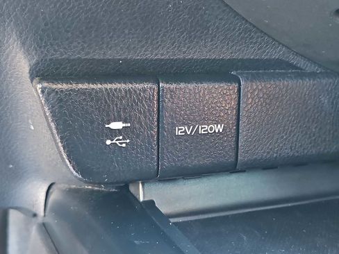 Used 2018 Toyota Camry LE w/ Protection Package (Q2) FWD image 30