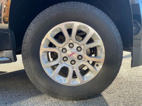 Used 2015 GMC Yukon SLT w/ HD Trailering Package image 52