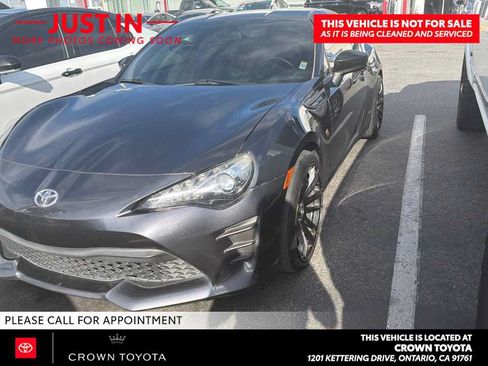 Used 2019 Toyota 86 RWD image 1