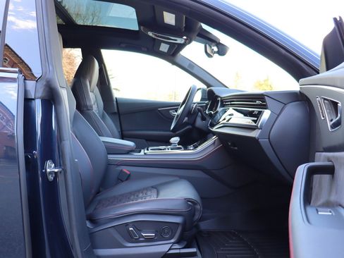 Used 2024 Audi RS Q8 AWD/4WD image 23