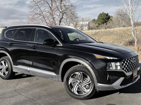 Used 2022 Hyundai Santa Fe SEL image 2