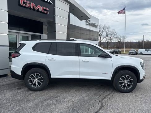 New 2026 GMC Acadia AT4 w/ Luxury Package AWD/4WD image 8