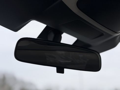 Used 2023 Subaru Outback Premium image 23