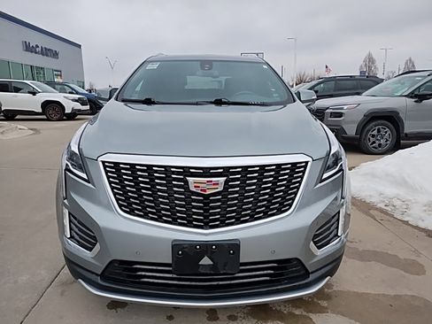 Used 2023 Cadillac XT5 Premium Luxury image 3