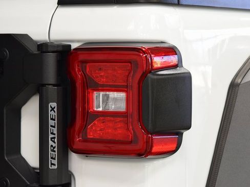 Used 2024 Jeep Wrangler Unlimited Rubicon image 21