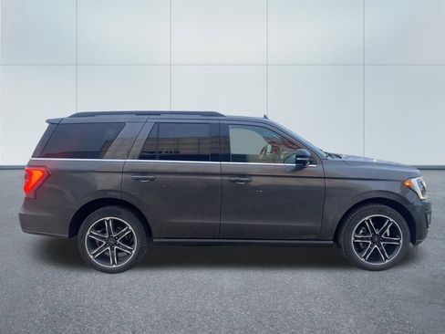 Used 2019 Ford Expedition Limited w/ Equipment Group 303A image 2
