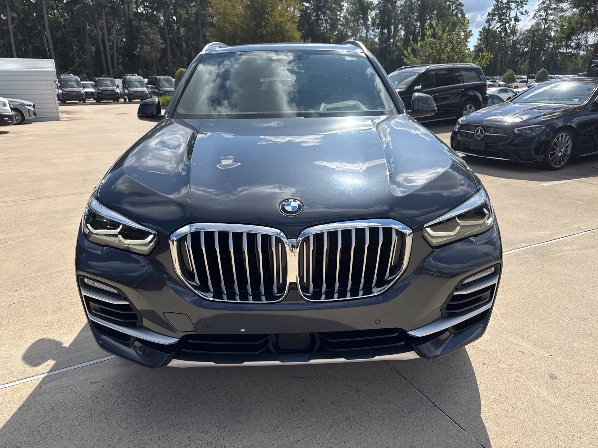 Used 2020 BMW X5 sDrive40i w/ Premium Package RWD image 2