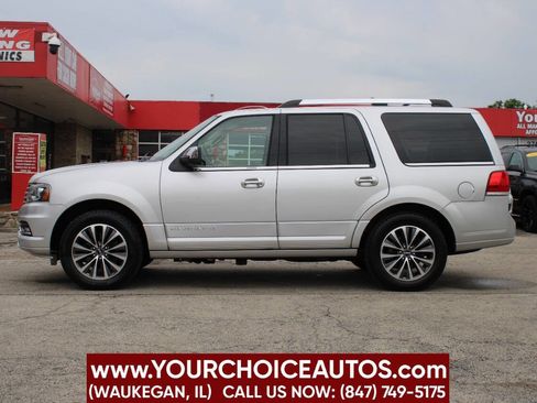 Used 2015 Lincoln Navigator 4WD image 8