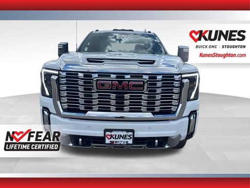 New 2026 GMC Sierra 2500 Denali w/ Denali Reserve Package AWD/4WD image 5