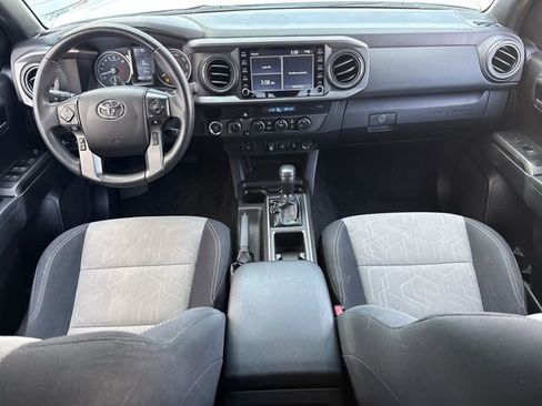 Used 2021 Toyota Tacoma TRD Off-Road image 13