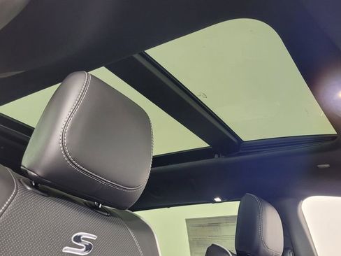 New 2026 Chrysler Pacifica Limited w/ S Appearance Package image 44