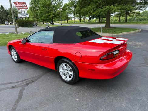 Used 2000 Chevrolet Camaro LT RWD image 8