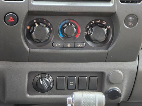 Used 2008 Nissan Xterra S image 31