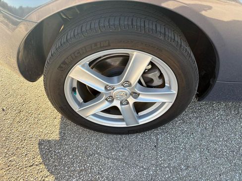 Used 2007 MAZDA MX-5 Miata Sport RWD image 21